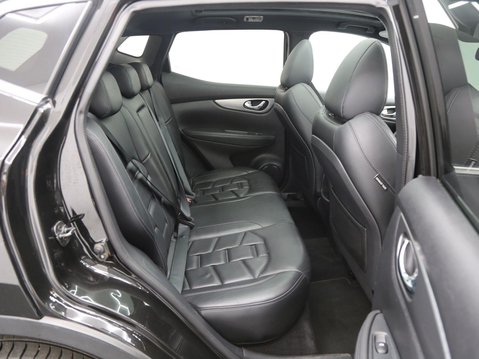 Nissan Qashqai 1.3 DIG-T Tekna+ DCT Auto Euro 6 (s/s) 5dr 23