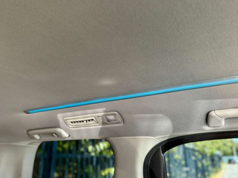 Toyota Vellfire 2.5 PETROL Z A EDITION 7 SEATS 19
