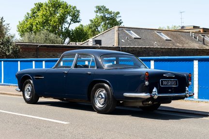 Aston Martin Lagonda Rapide Sports Saloon Manual 4