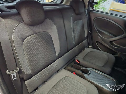 Smart Forfour 17.6kWh Premium Auto 5dr (22kW Charger) 81