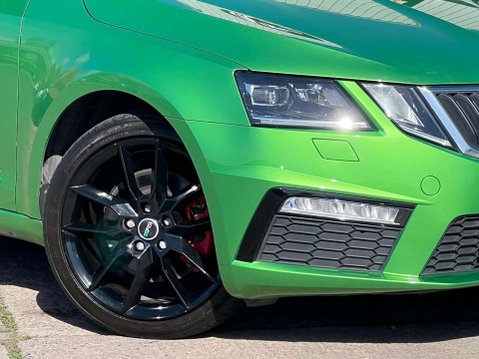 Skoda Octavia 2.0 Octavia vRS TDI Semi-Automatic 5dr - NATIONAL DELIVERY* 29