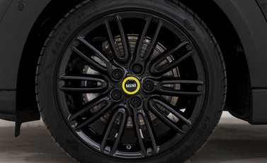 Mini Hatch Electric Level 3 8