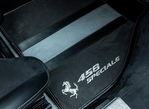 Ferrari 458 Speciale 21