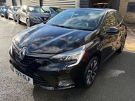 Renault Clio ICONIC TCE 5
