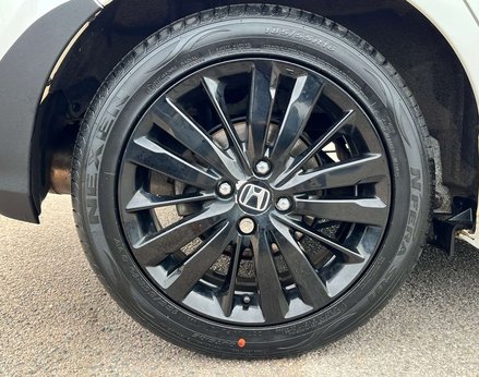 Honda Jazz 1.5 Jazz Sport Navi i-VTec CVT 5dr 15