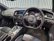 Audi RS4 4.2 FSI V8 Estate 5dr Petrol S Tronic quattro Euro 5 (450 ps) 50