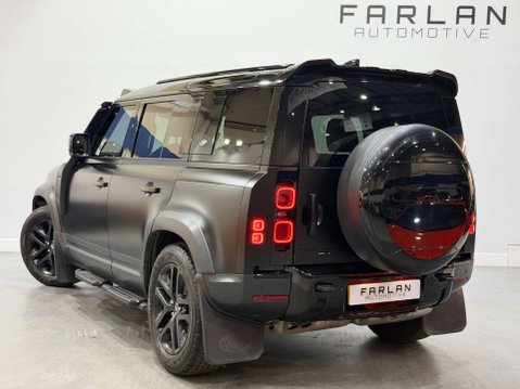Land Rover Defender 2.0 SD4 S SUV 5dr Diesel Auto 4WD Euro 6 (s/s) (240 ps) 5
