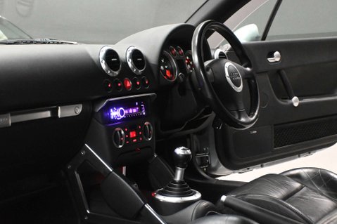 Audi TT 1.8 TT Quattro (225 bhp) 4WD 3dr 5