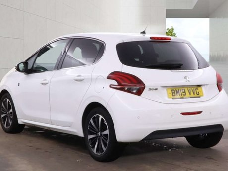 Peugeot 208 1.2 208 Tech Edition S/S 5dr 8