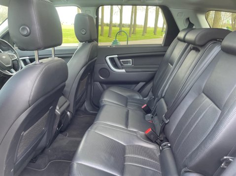 Land Rover Discovery Sport 2.0 TD4 HSE Auto 4WD Euro 6 (s/s) 5dr 29