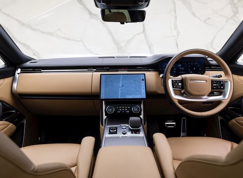 Land Rover Range Rover P400 HSE 15