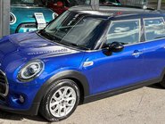 Mini Hatch Cooper 1,5 Petrol Manual Pepper Nav 5 door - APPLE CARPLAY - REAR PARK 9