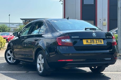 Skoda Octavia 2.0 TDI SE Technology Hatchback 5dr Diesel Manual Euro 6 (s/s) (150 ps) 6