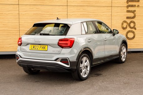 Audi Q2 TFSI S LINE