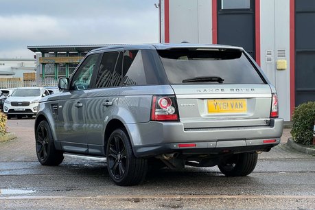 Land Rover Range Rover Sport 3.0 SD V6 HSE Black SUV 5dr Diesel Auto 4WD Euro 5 (255 bhp) 20