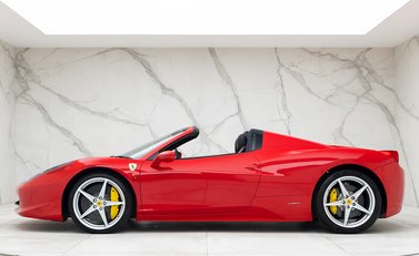 Ferrari 458 Spider 2