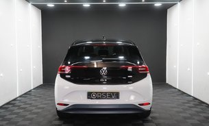 Volkswagen ID.3 FIRST EDITION FVWSH Adaptive Cruise 19" Alloys Rev Camera Keyless Entry 5