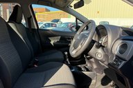 Toyota Yaris 1.3 VVT-I TR LOOK! JUST 38000 MILES! LOW INSURANCE! AIR CON 6
