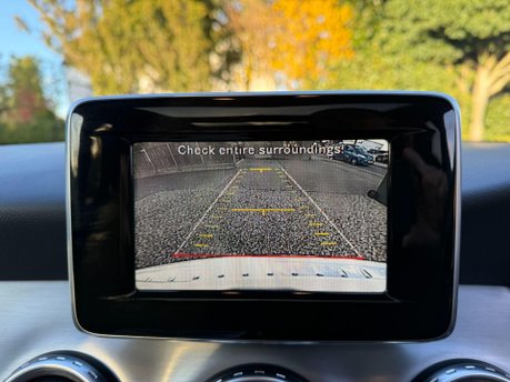 Mercedes-Benz GLA 2.1 GLA220d AMG Line (Premium Plus) SUV 5dr Diesel 7G-DCT 4MATIC Euro 6 (s/ 18