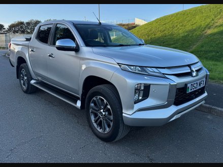 Mitsubishi L200 2.3 L200 Barbarian X DI-D Auto 4WD