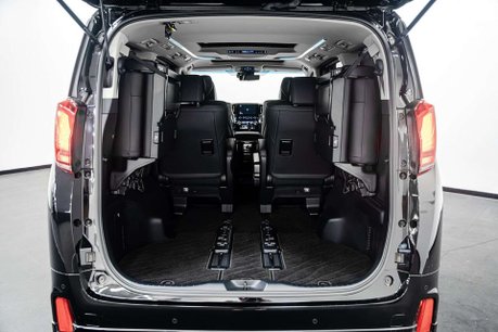 Toyota Alphard 2.5 MPV 2.5 SUV Automatic Petrol Hybrid 19