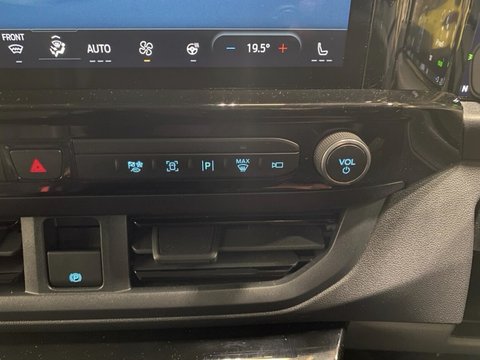 Ford Transit Custom 320 SPORT L1H1 DCIV ECOBOOST 19