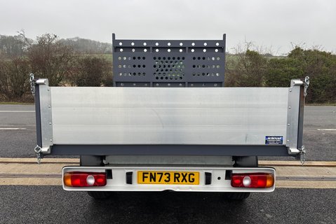 Volkswagen Transporter T32 150 ps Tdi Single Cab Tipper 11