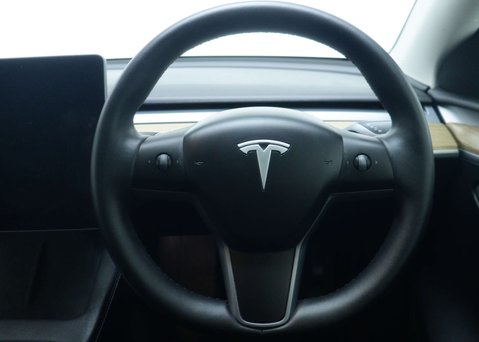 Tesla Model Y SUV 5dr Electric Auto RWD (346 ps) 19