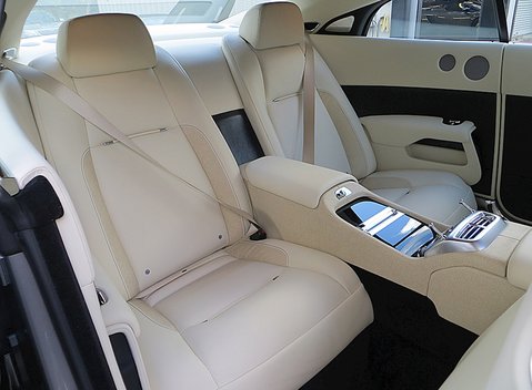 Rolls-Royce Wraith 7