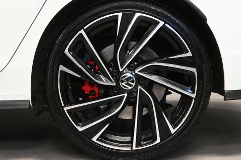 Volkswagen Golf 2.0 Golf Clubsport GTi TSi Semi-Auto 5dr 50