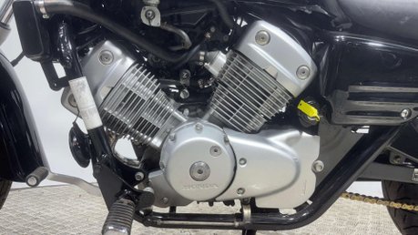 Honda VT 2008 ONLY 7K V TWIN 125CC SOUGHT AFTER CRUISER BIKE NEW MOT 39