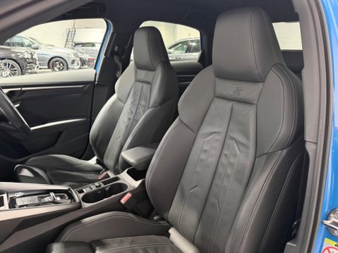 Audi A3 1.5 TFSI 35 S line S Tronic Euro 6 (s/s) 4dr 16
