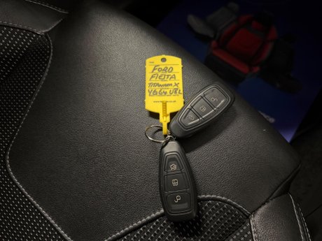 Ford Fiesta 1.0T EcoBoost Titanium X Euro 5 (s/s) 5dr 18