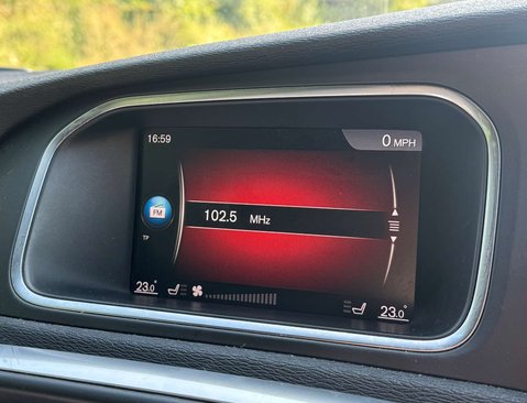 Volvo V40 2.0 V40 R-Design Pro D4 5dr 20