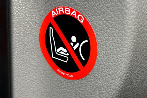 Mercedes-Benz Sprinter 516 Cdi 4x4 Lwb Hr Panel Van - Tail Lift / Air Con 30