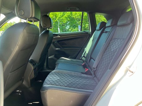 Volkswagen Tiguan 1.5 Tiguan R-Line TSi Semi-Auto 5dr 46