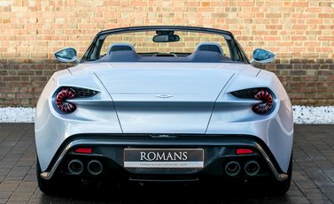 Aston Martin Zagato Vanquish Volante 7
