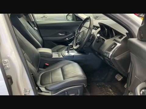 Jaguar E-Pace 2.0 E-PACE R-Dynamic S D AWD Auto 4WD 5dr 11