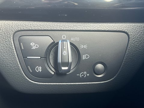 Audi Q5 TFSI QUATTRO S LINE BLACK EDITION 34