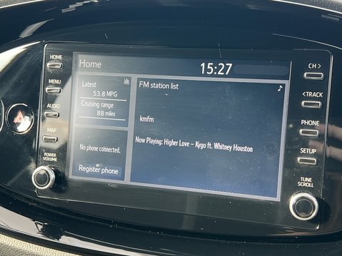Toyota Aygo X VVT-I EDGE 12