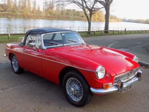 MG MGB MKII ROADSTER 28