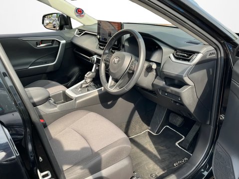Toyota Rav 4 Icon 2.5 VVT-i Hybrid Icon 5dr CVT 2WD 19