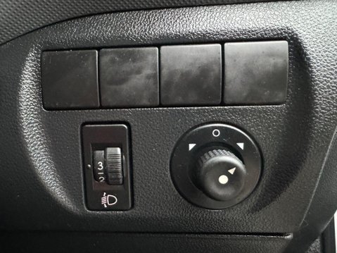 Peugeot Partner 1.6 HDi 850 S Panel Van 4dr Diesel Manual L1 (138 g/km, 90 bhp) 28