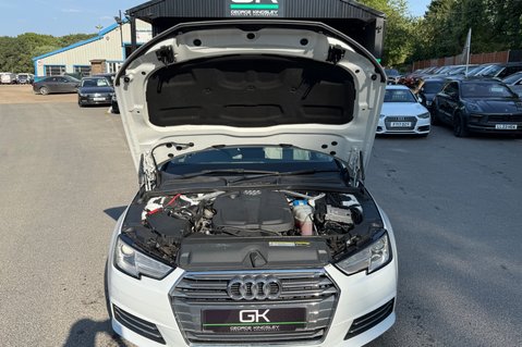 Audi A4 AVANT TDI ULTRA SPORT - APPLE CAR PLAY - CC - ROCK GREY LEATHER - 54