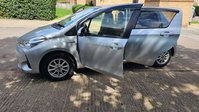 Toyota Yaris 1.5 VVT-h Icon Tech E-CVT Euro 6 (s/s) 5dr 17