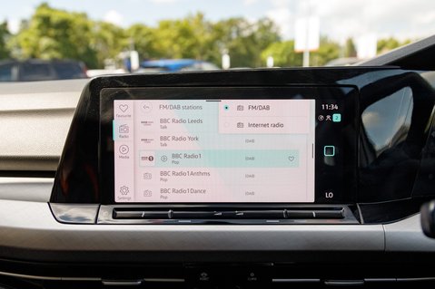Volkswagen Golf LIFE TSI 24
