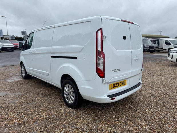 Ford Transit Custom LWB L2H1 [SOLD MT] Low Roof Limited 300 Air Con Alloys Sensors EURO 6 10