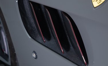 Ferrari GTC4 Lusso V12 TAILOR MADE 50