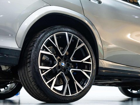 BMW X6 M 4.4i V8 Competition SUV 5dr Petrol Auto xDrive Euro 6 (s/s) (625 ps) 84