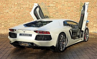 Lamborghini Aventador LP 700-4 31